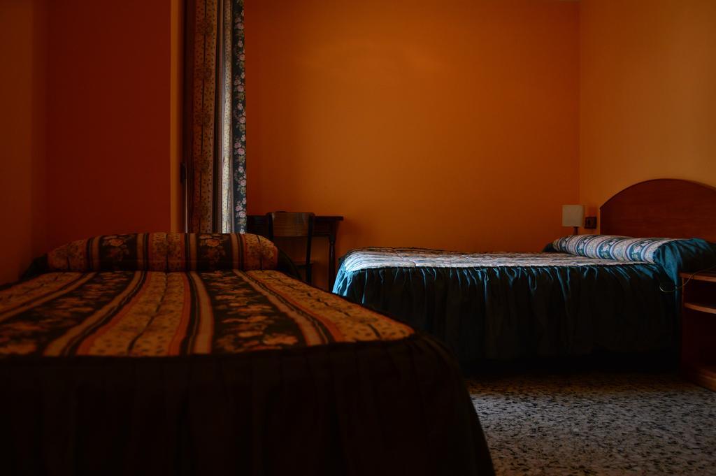 Hostal L'Escon Llanars Dış mekan fotoğraf